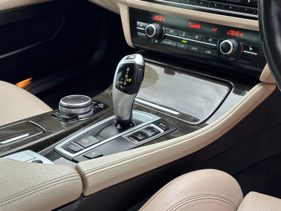 2015 BMW 5 Series 520d M Sport Auto €15,950