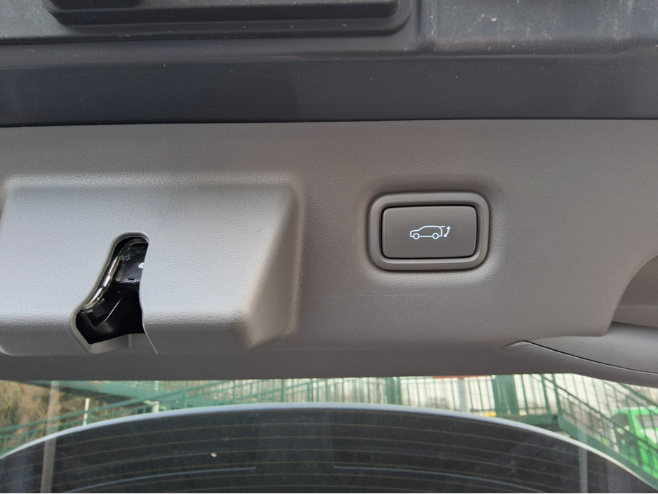 2025 Hyundai Ioniq 5 - image 21