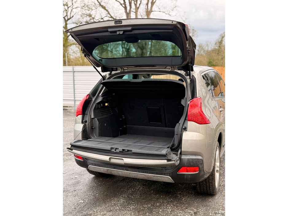 2013 Peugeot 3008 - image 20