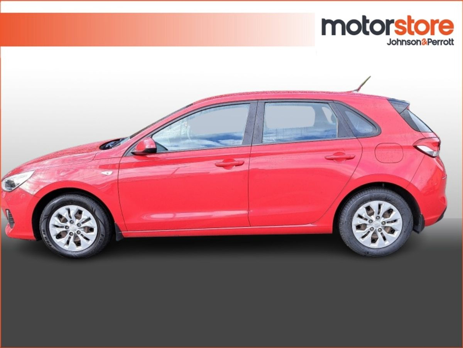 2019 Hyundai i30 - image 6