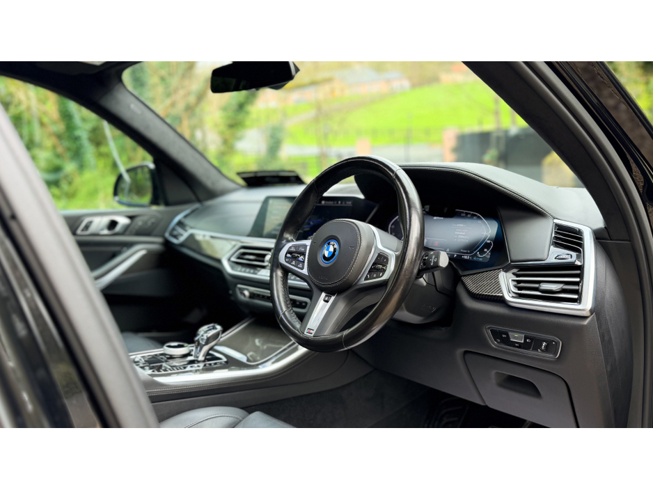 2022 BMW X5 - image 16