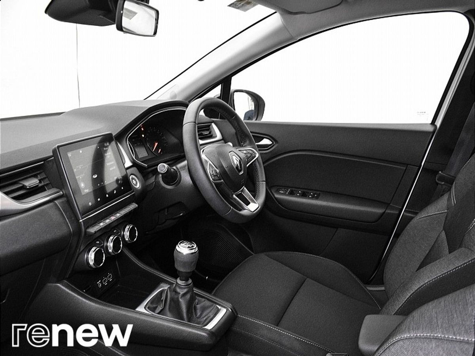 2020 Renault Captur - image 5