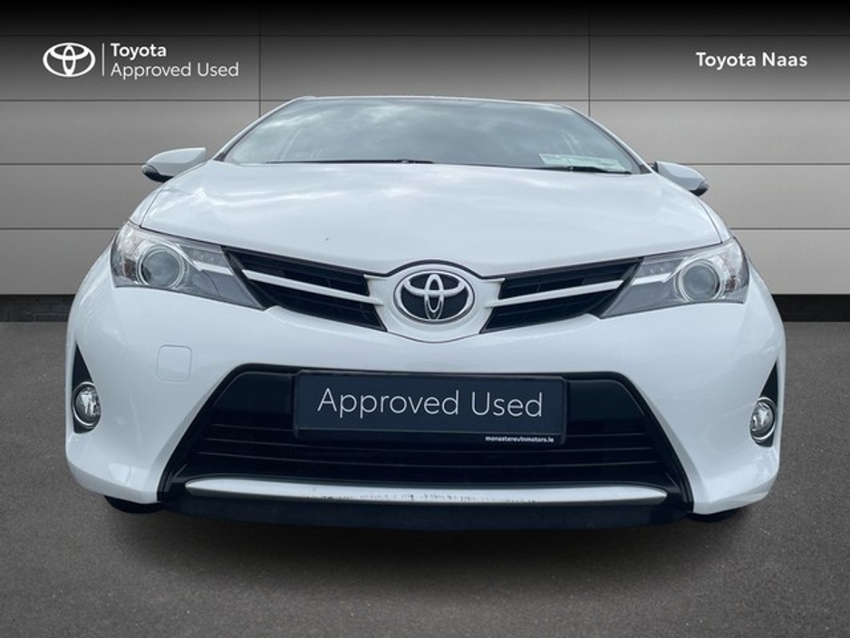 2015 Toyota Auris 1.33 5DR TERRA 4DR €12,888