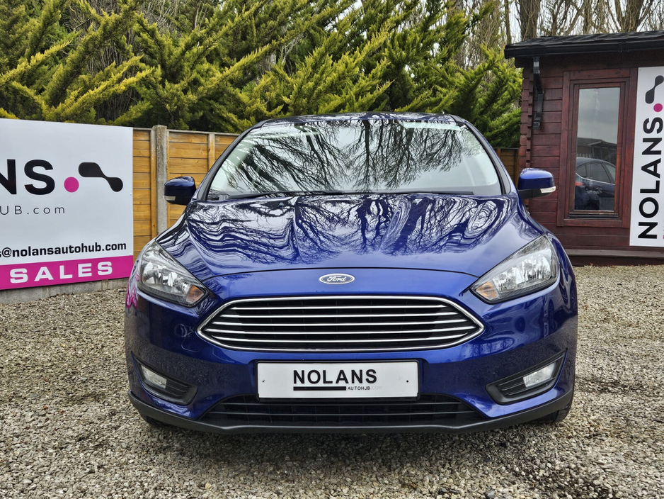 2017 Ford Focus - image 2