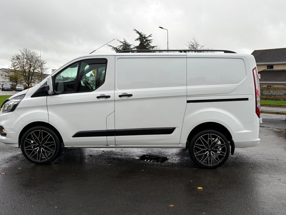 2021 Ford Transit - image 4