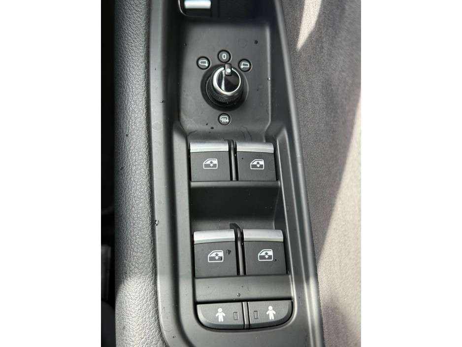 2018 Audi A5 - image 30