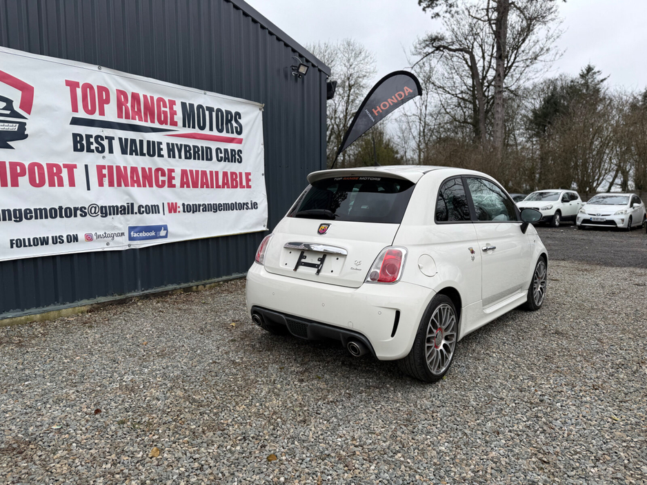 2015 Abarth 595C - image 6