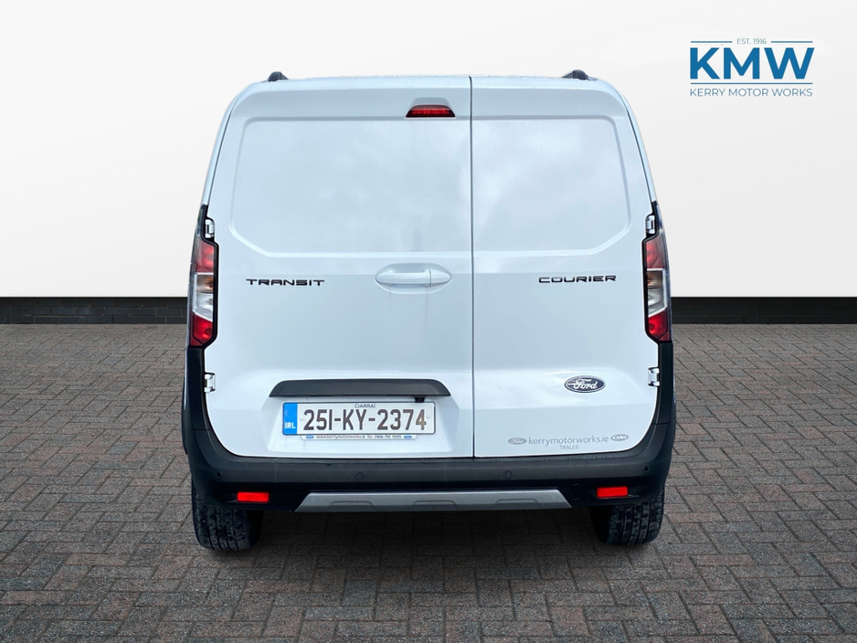 2025 Ford Courier Active 1.5 100BHP... Huge spec