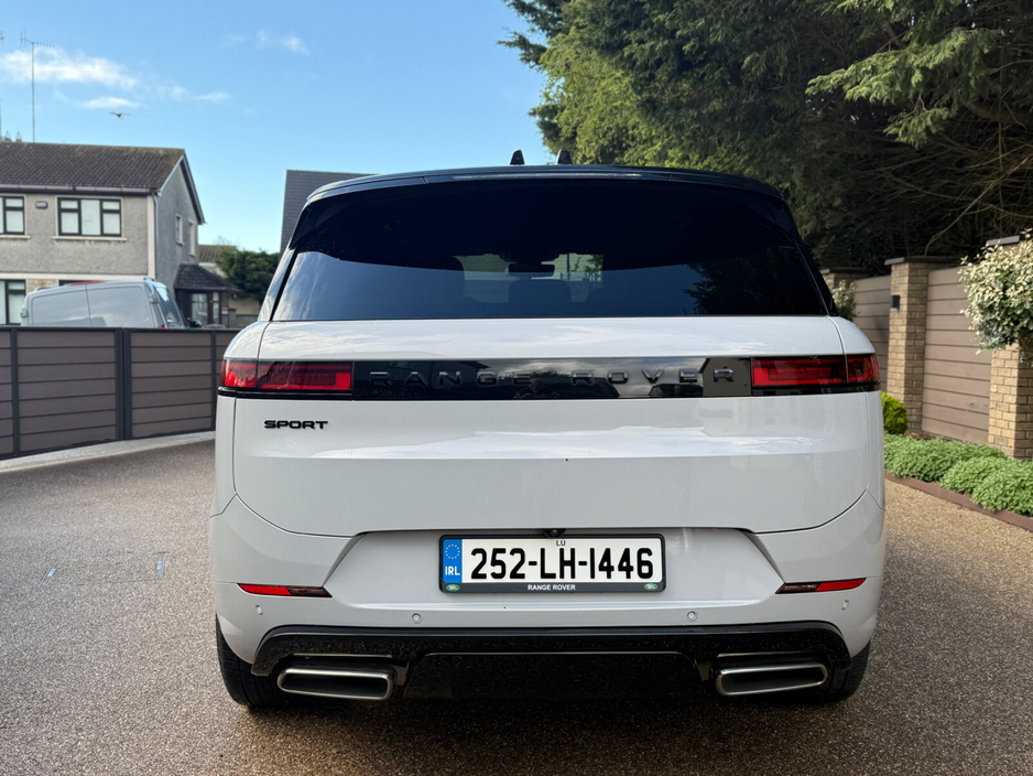 2025 Land Rover Range Rover Sport - image 6