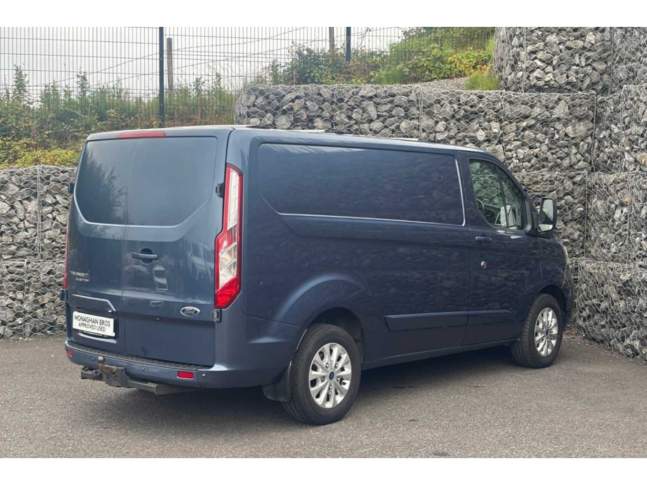 2022 Ford Transit - image 17