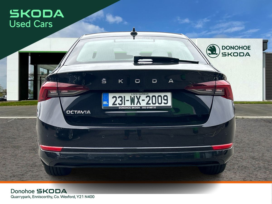2023 Skoda Octavia - image 12