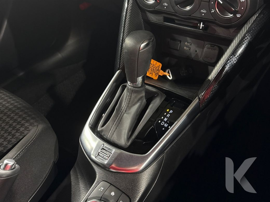 2017 Mazda Demio AUTOMATIC 1.3L SKYACTIV - A/C HEATING CONTROLS €11,950