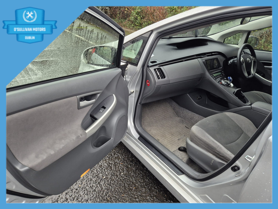 2012 Toyota Prius /2012/1.8 PETROL HYBRID/AUTOMATIC €3,250