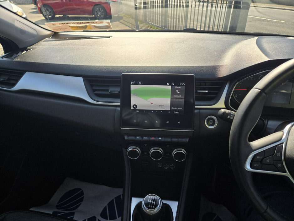 2022 Renault Captur - image 24