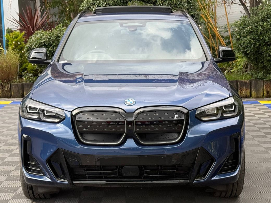 2024 BMW iX3 - image 6