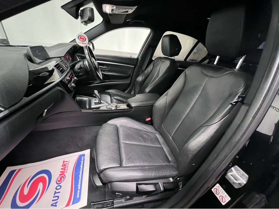 2018 BMW 3 Series - image 34