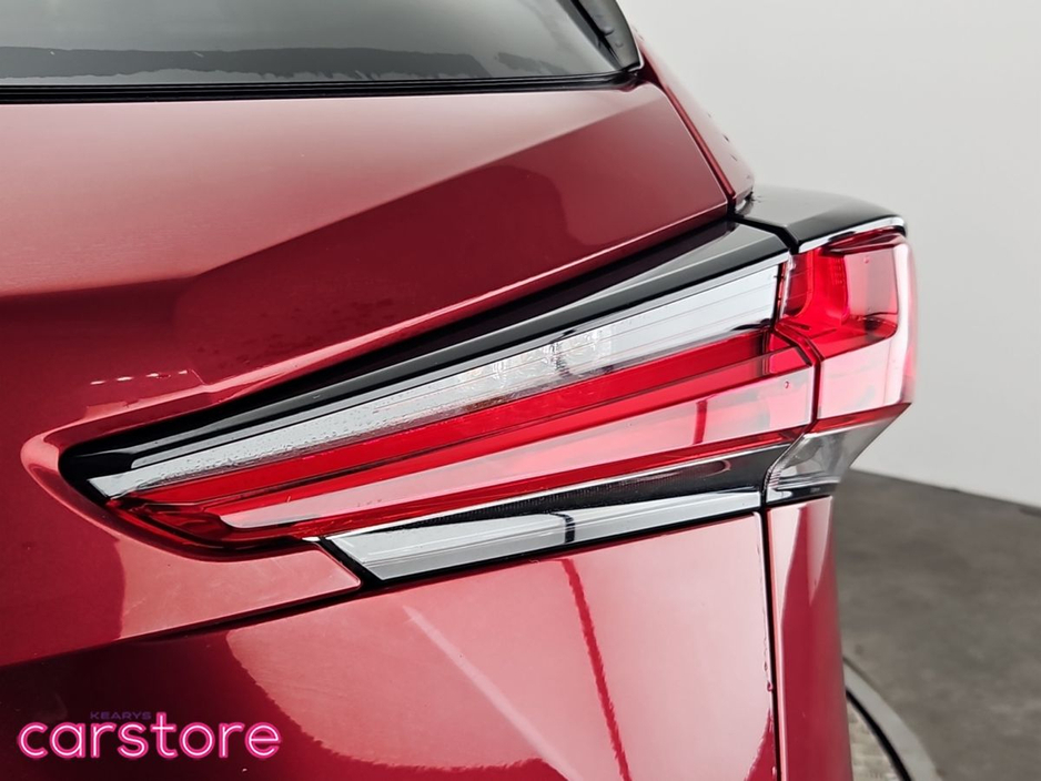 2018 Lexus NX 450 h+ 2.5 300h Executive FWD €31,880