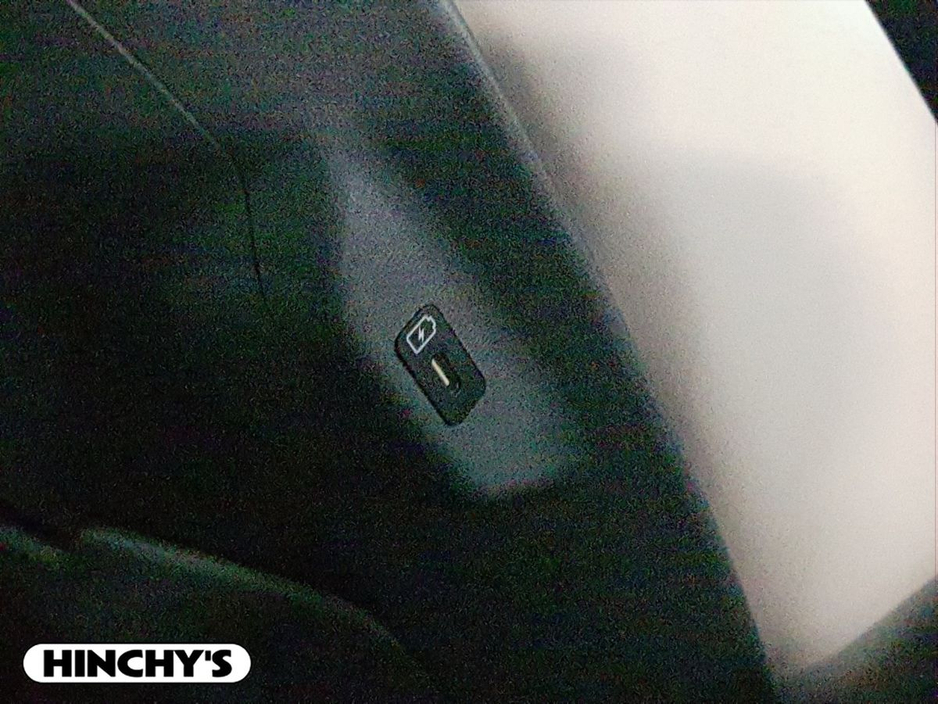 2022 Kia EV6 - image 27