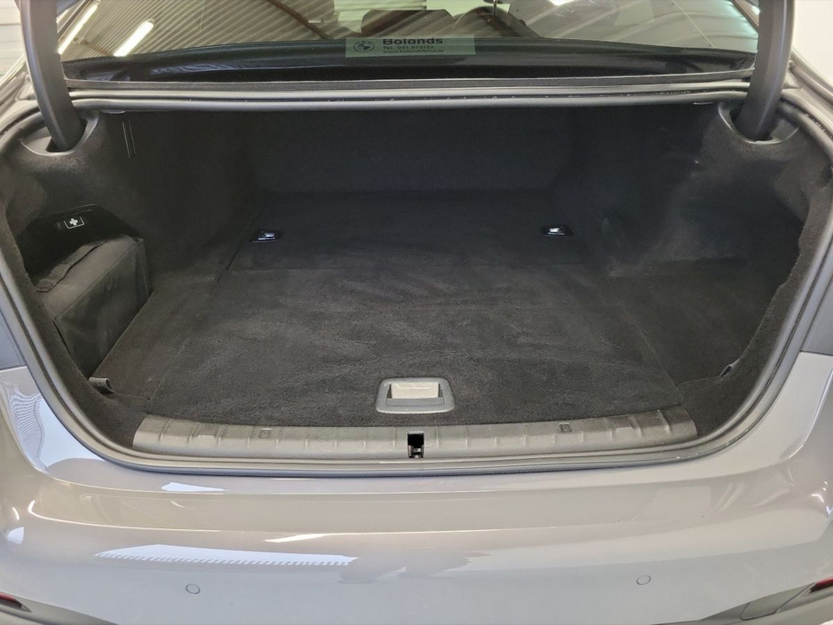 2022 BMW 5 Series 530e M Sport Saloon €39,975