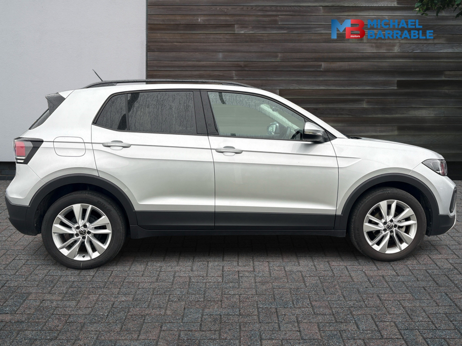 2025 Volkswagen T-Cross - image 4