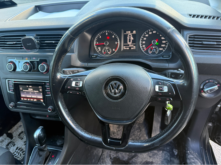 2018 Volkswagen Caddy - image 7