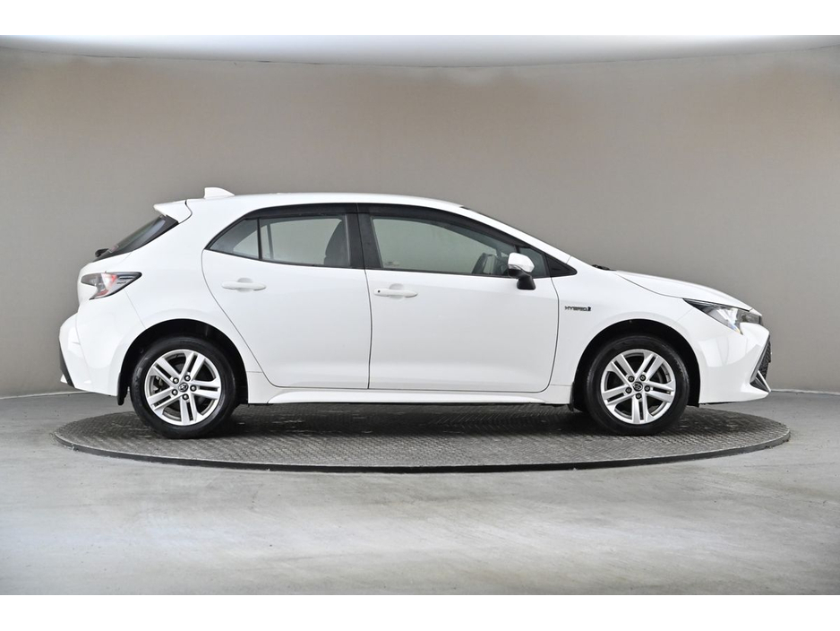 2020 Toyota Corolla 1.8 HYBRID LUNA €20,490