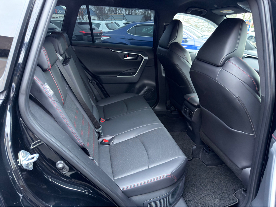 2024 Toyota Rav4 4X4 PHEV - Platinum Modelista - New model €48,940