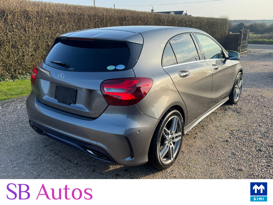 2018 Mercedes-Benz 180 - image 5