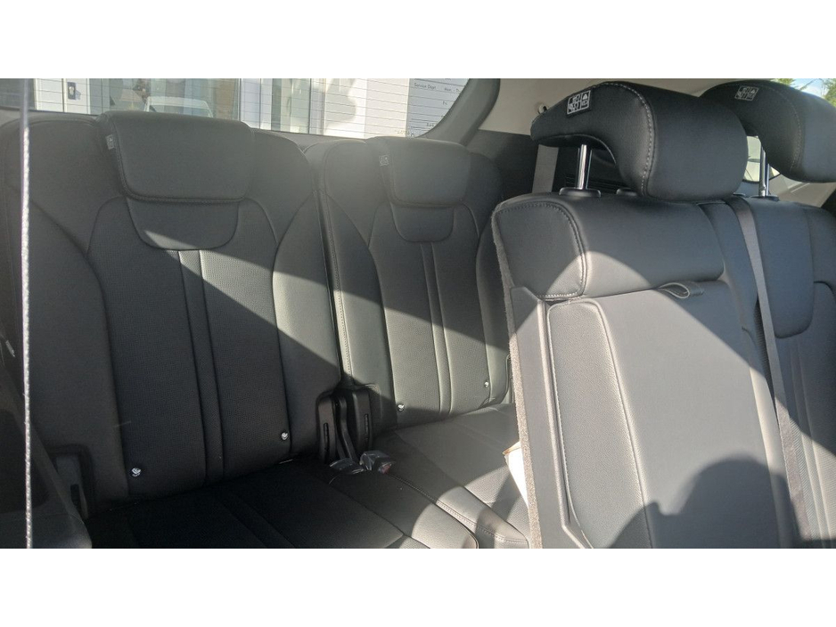 2026 Kia Sorento - image 7