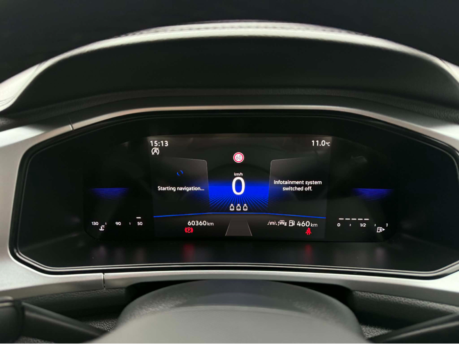 2024 Volkswagen T-Roc - image 15