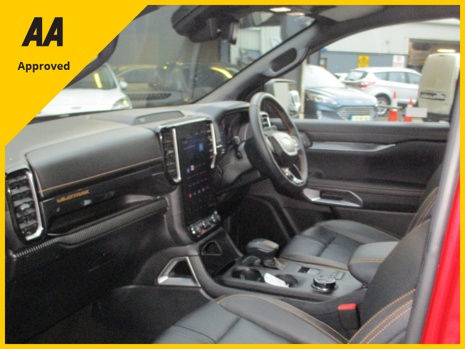 2025 Ford Ranger EX DEMO MODEL WITH ONLY 6000 KMS D/CAB WILDTRAK - 2.0TD AUTOMATIC !! PRICE PLUS VAT €52,000