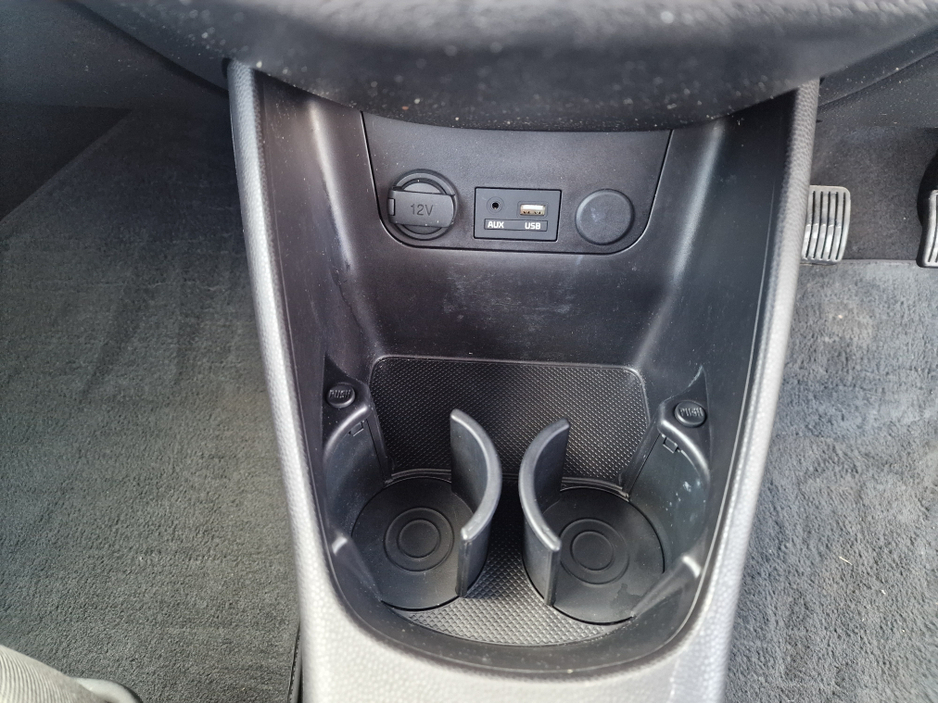 2017 Kia Picanto - image 23