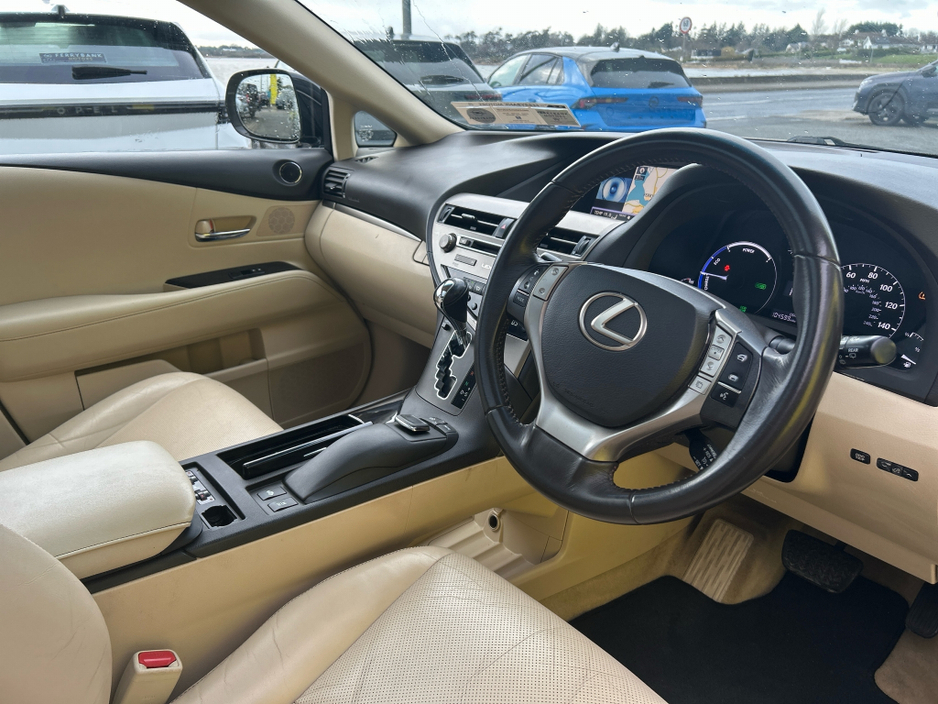 2015 Lexus RX 450 h - image 6