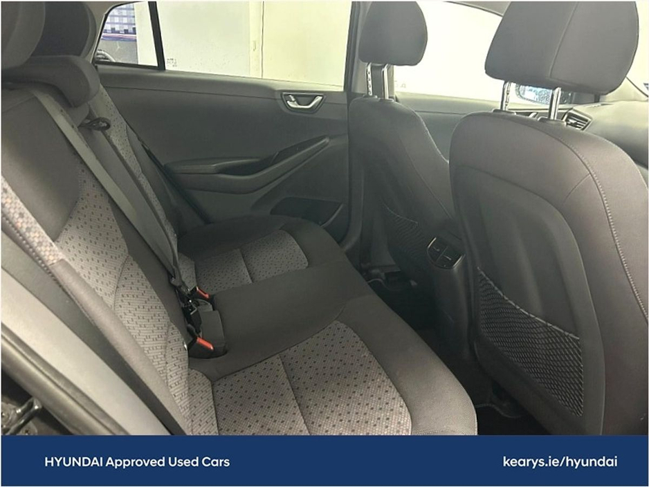 2019 Hyundai Ioniq - image 11
