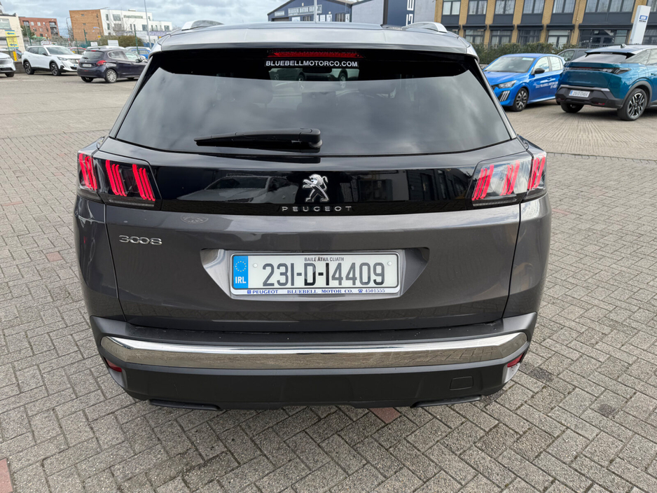 2023 Peugeot 3008 - image 5