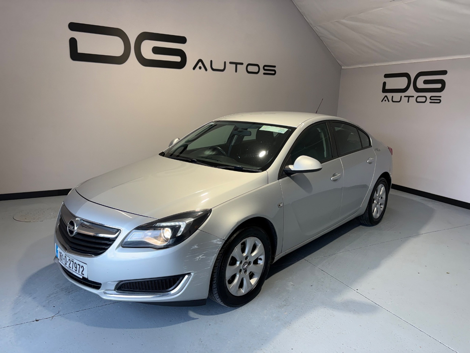 2016 Opel Insignia - image 3