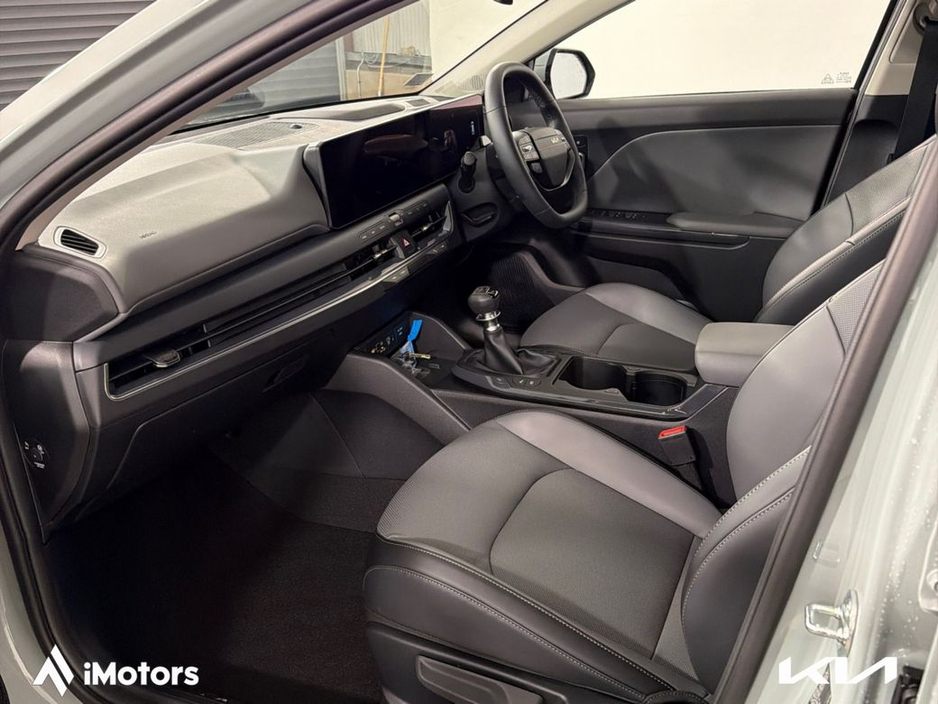 2026 Kia K4 - image 12