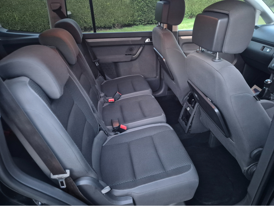 2013 Volkswagen Touran - image 7