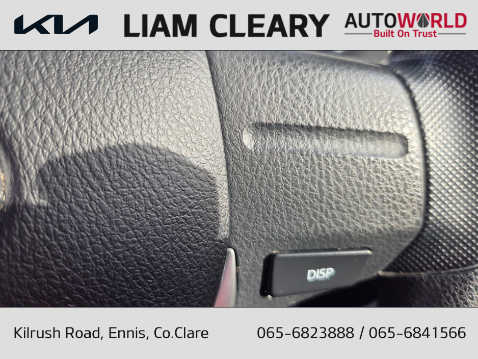 2015 Toyota Corolla - image 18