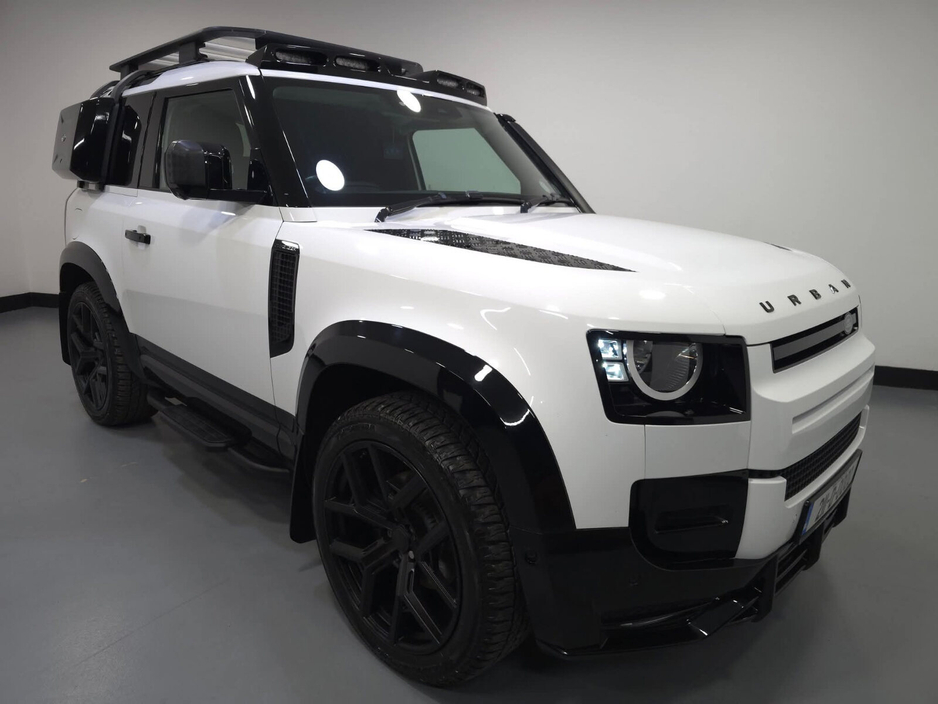 2021 Land Rover Defender  €54,950