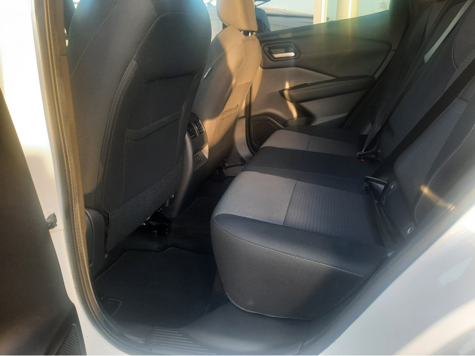 2023 Nissan Qashqai QQ 1.3 HYB SV PREMIUM GR RR MY2 4 €29,850