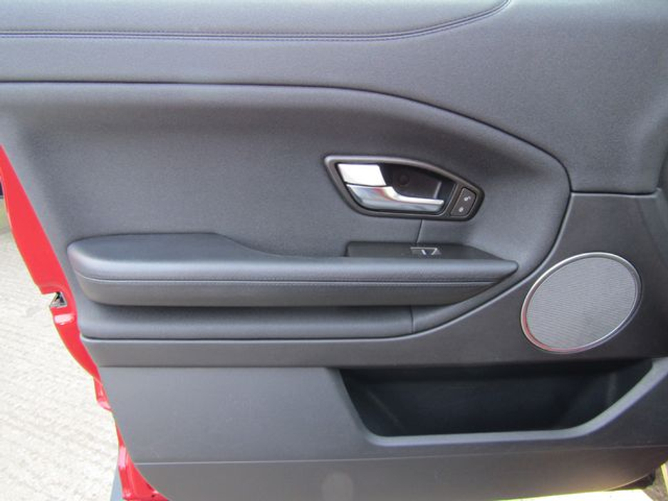 2017 Land Rover Range Rover Evoque - image 23