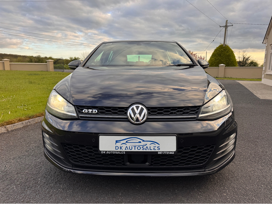 2017 Volkswagen Golf - image 6