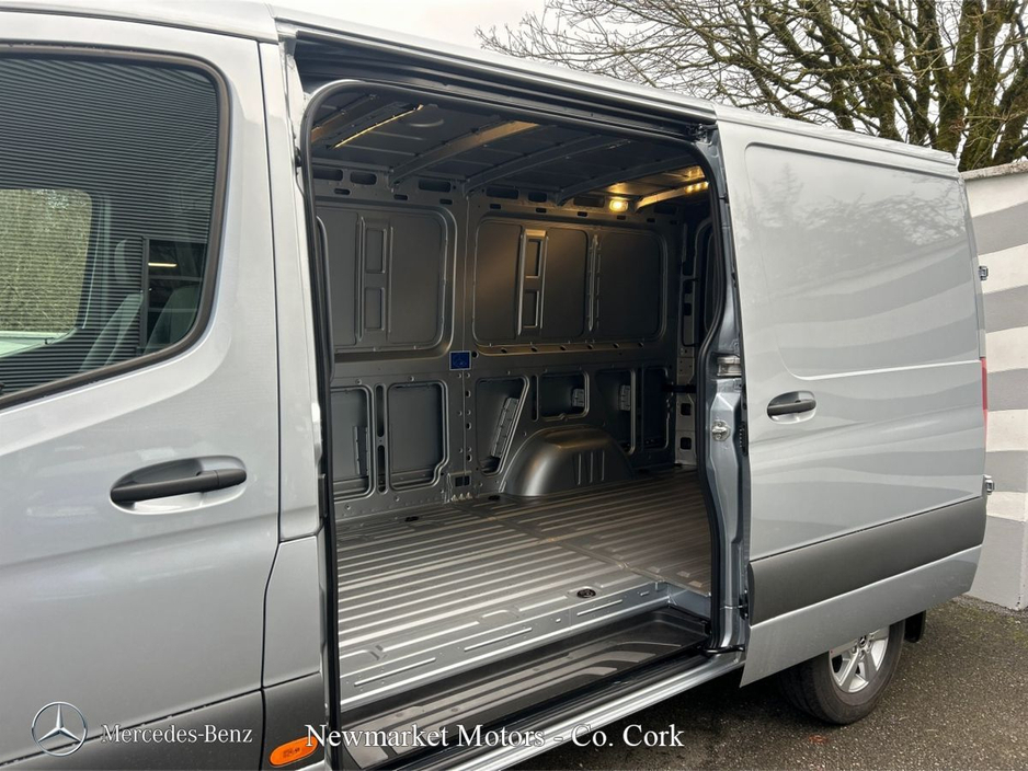 2026 Mercedes-Benz Sprinter - image 15