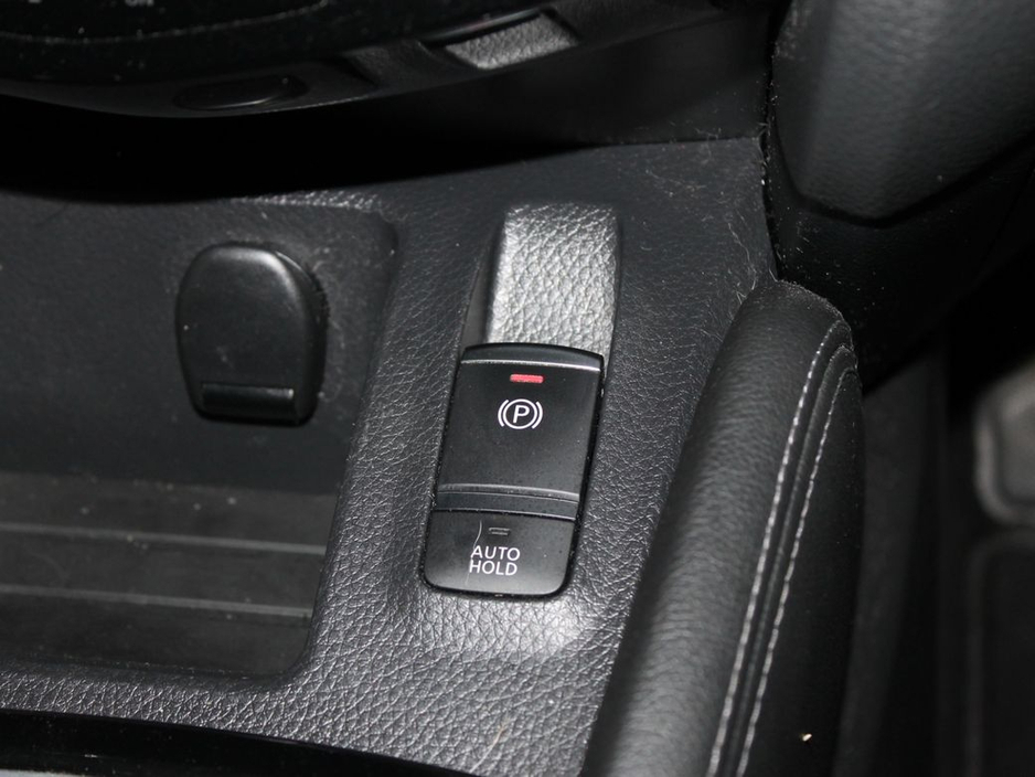 2019 Nissan Qashqai - image 21