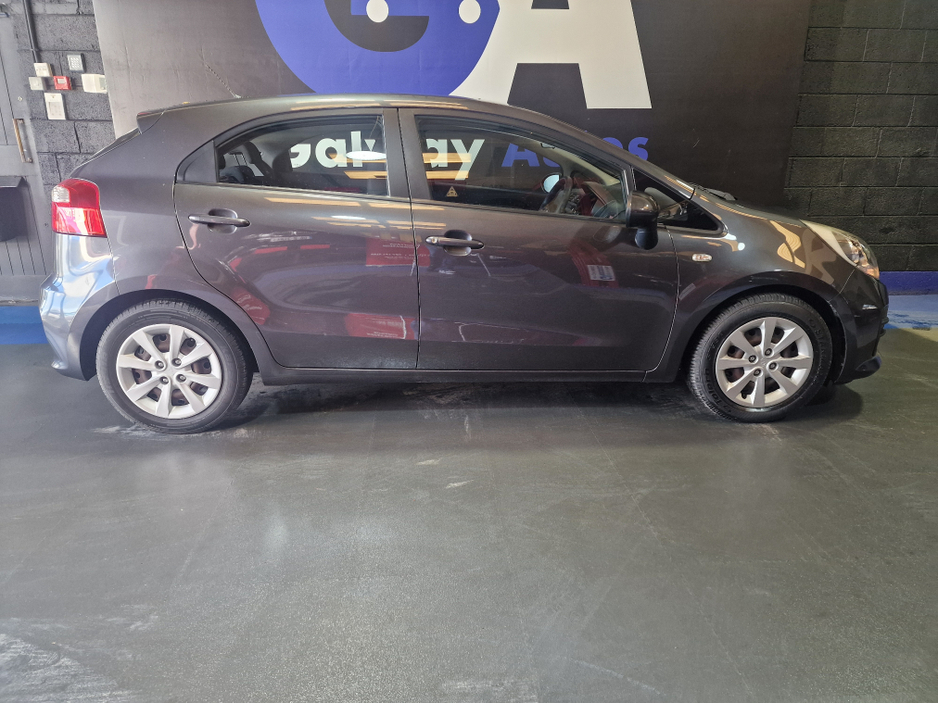 2016 Kia Rio - image 11