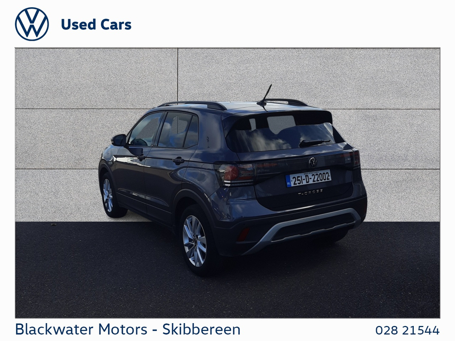 2025 Volkswagen T-Cross - image 15