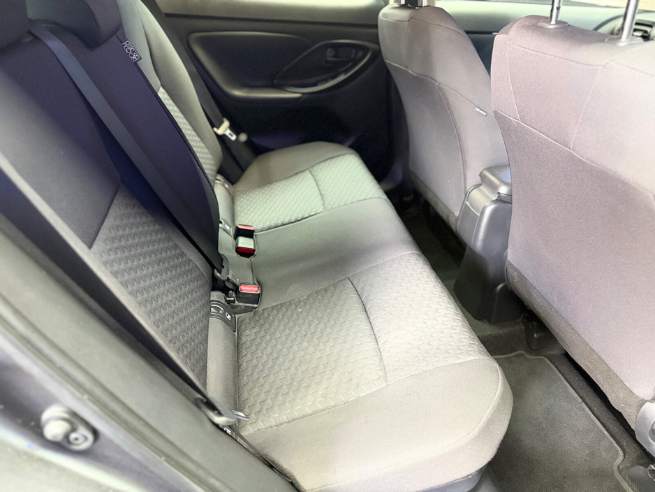 2025 Toyota Yaris Cross - image 15