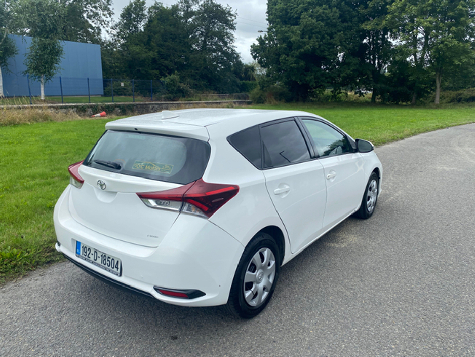 2019 Toyota Auris 1.4 D-4D TERRA 4DR Commerial (Including VAT) €11,950
