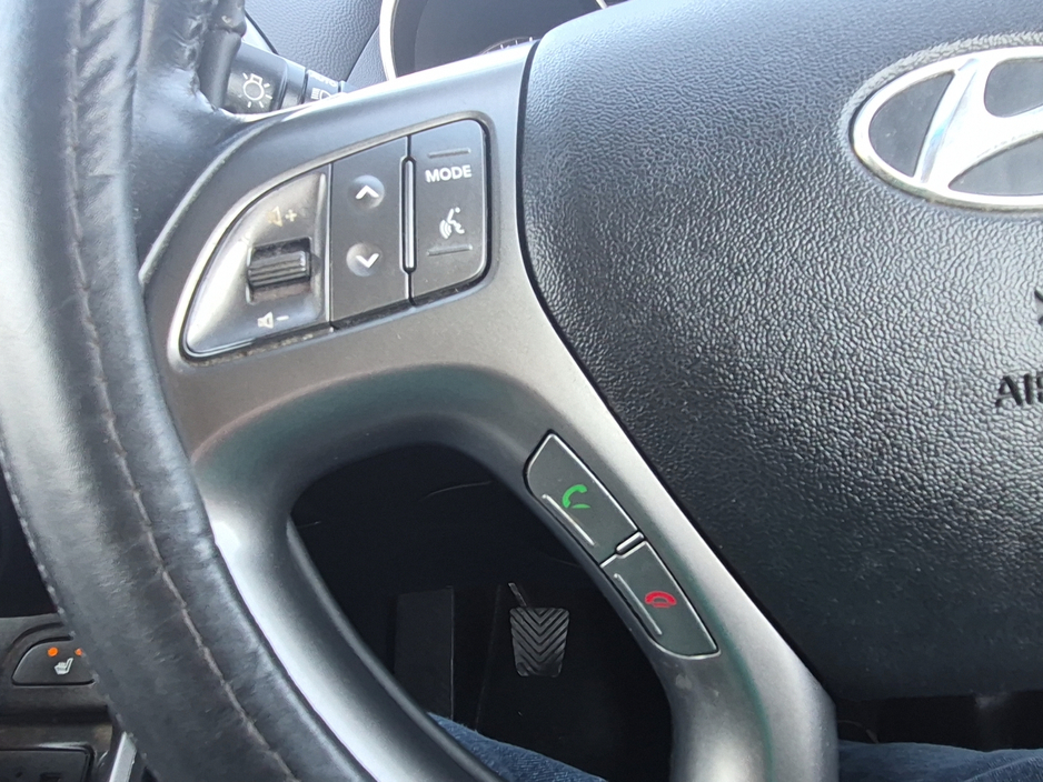 2015 Hyundai ix35 - image 16